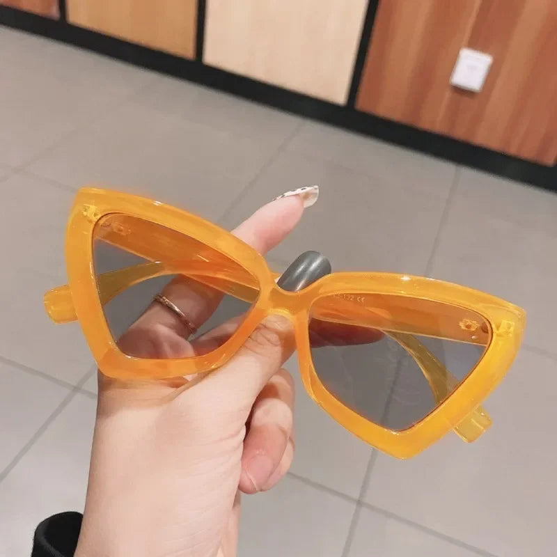 Gafas de Sol Ojo de Gato para Mujer MOONBIFFY - Moda, Protección UV400, Marco Completo
