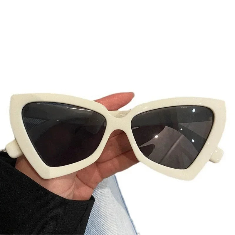 Gafas de Sol Ojo de Gato para Mujer MOONBIFFY - Moda, Protección UV400, Marco Completo